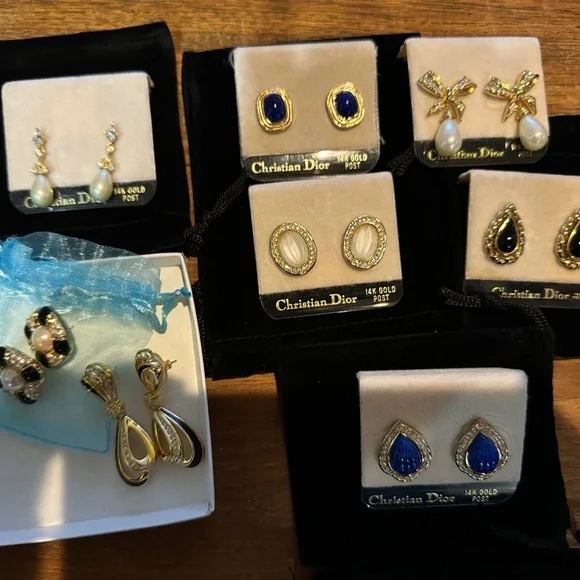 Christian Dior Earrings - Faux Onxy and Gold Tear Drop Shape Earrings - Vtg. 90s